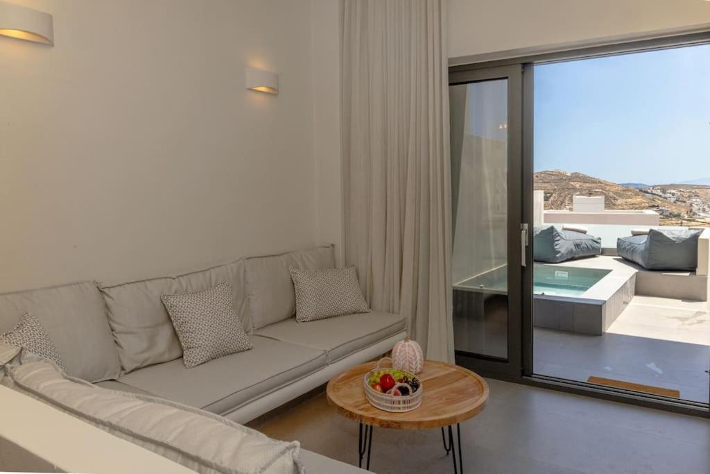 Pearl Suites And Villa Tínos Dış mekan fotoğraf